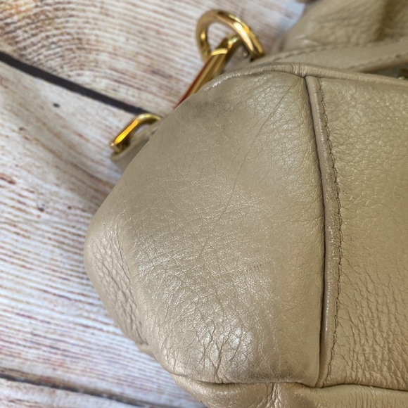 Emma Fox Leather Hand/Shoulder Bag With Gold Tone Hardware - Picture 12 of 16